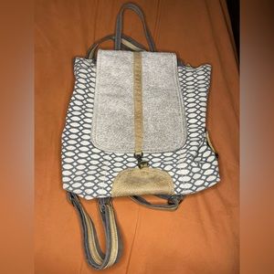 Myra backpack